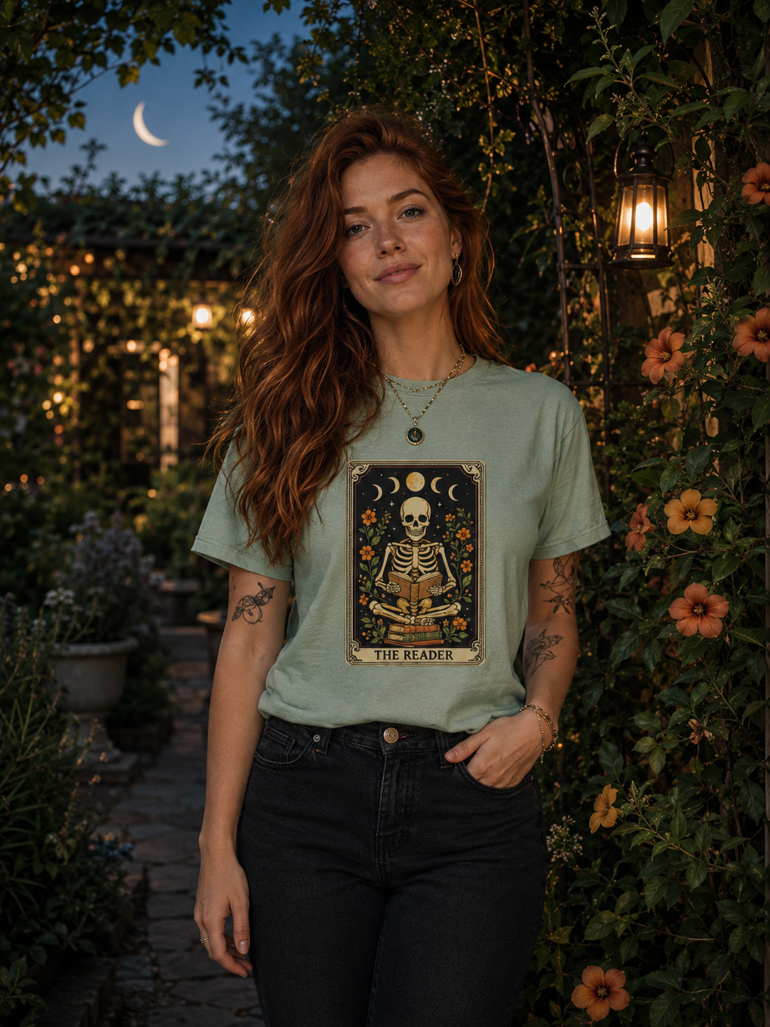The Reader Skeleton Book Lover Tarot Graphic T-Shirt