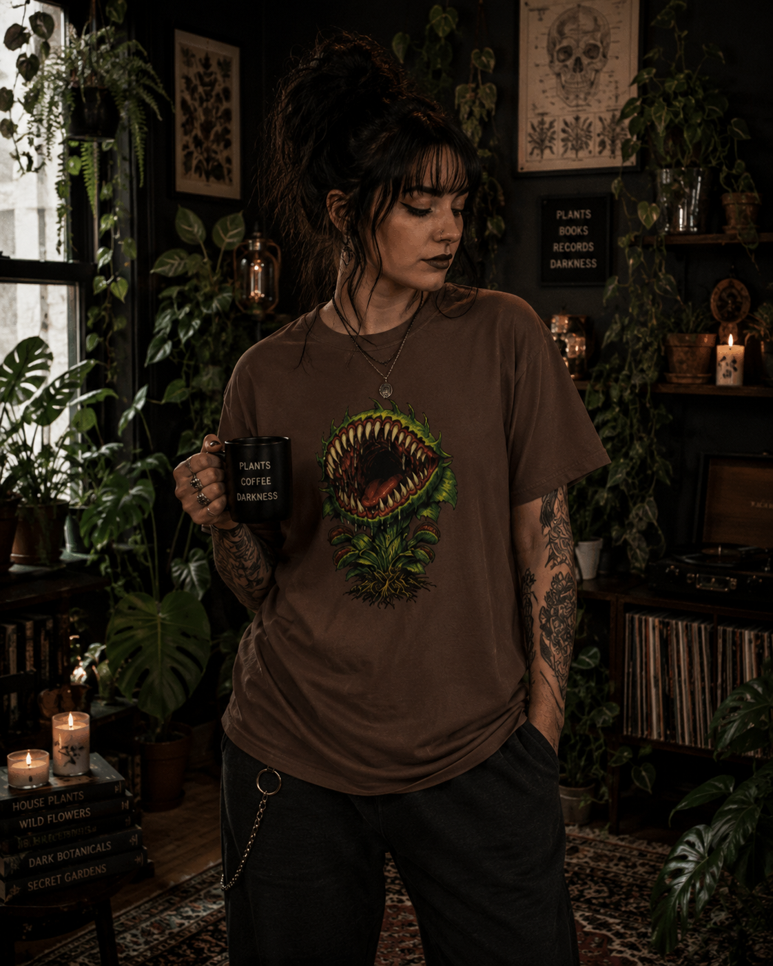 Carnivorous Venus Flytrap T-Shirt | Horror Plant Graphic Tee | Gothic Botanical Shirt | Spooky Halloween Gift for Plant Lovers